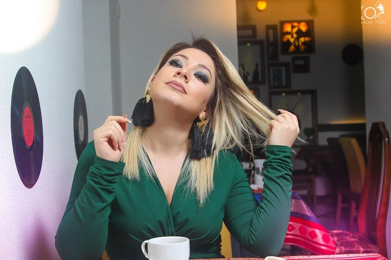 Azərbaycanlı aktrisa Qara Qarayevlə münasibətlərindən danışdı - FOTOLAR 