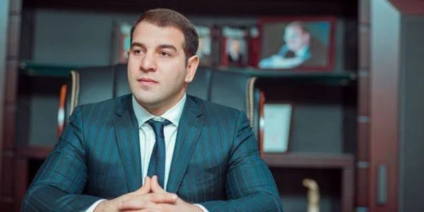 Elnur Məmmədlinin adı ev qalmaqalında hallanır - FOTO/VİDEO 