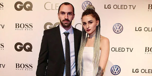 Ramil Quliyev özündən 7 yaş kiçik ukraynalı qızla evləndi - FOTOLAR 