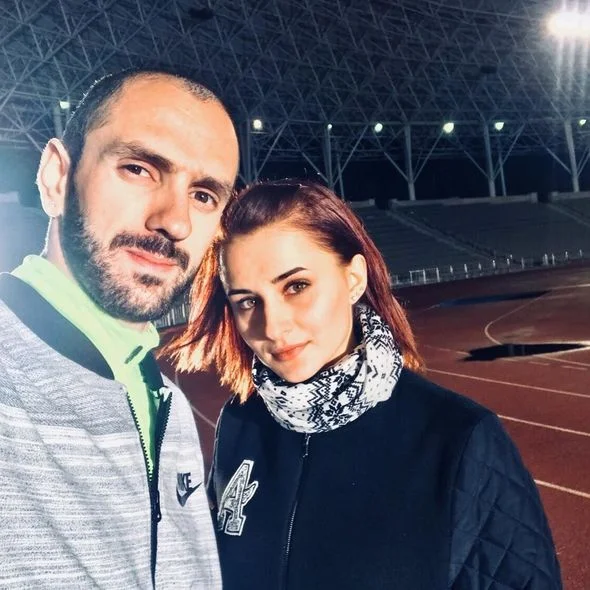 Ramil Quliyev özündən 7 yaş kiçik ukraynalı qızla evləndi - FOTOLAR 
