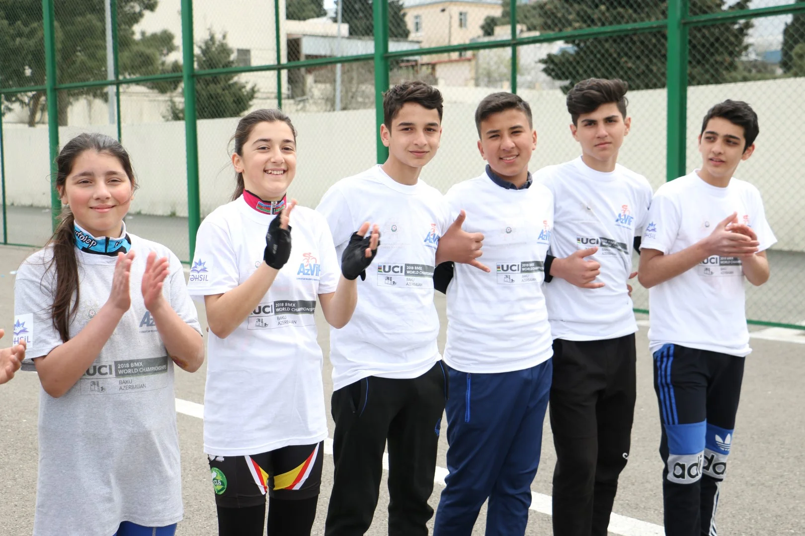 BMX üzrə dünya çempionatına dəstək yarışları başlayıb - FOTOLAR 