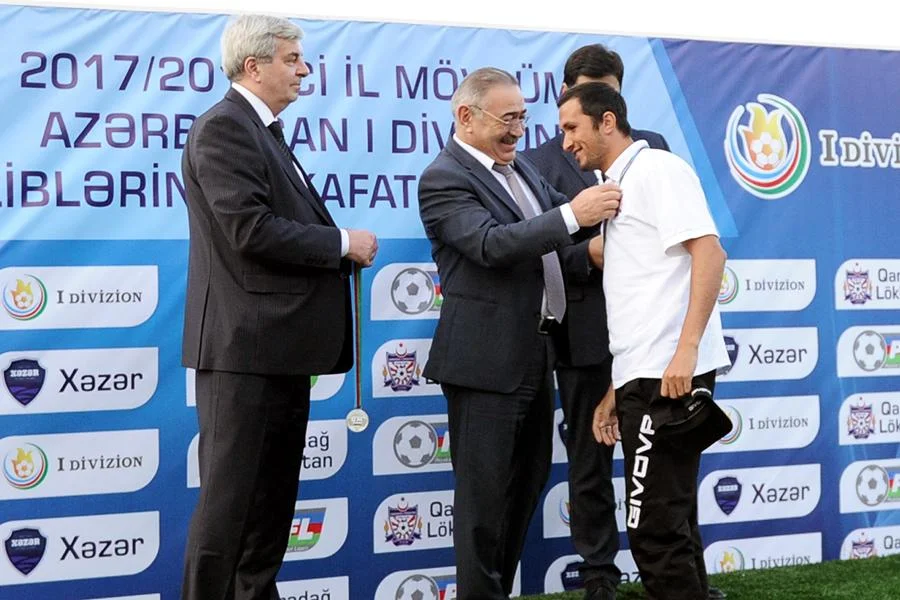 PFL qalibləri mükafatlandırdı - FOTO/VİDEO 