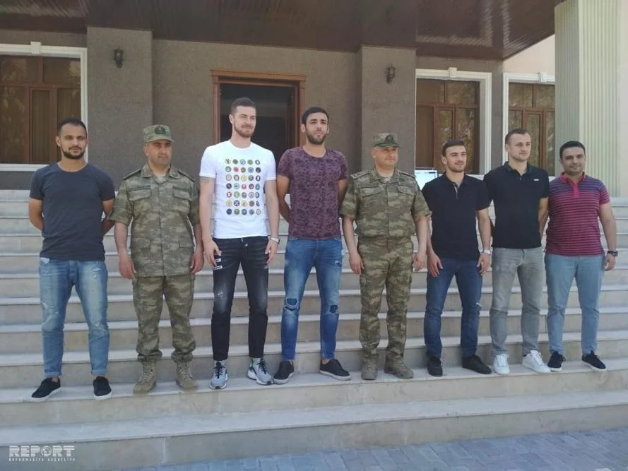 "Qarabağ"ın futbolçuları cəbhə bölgəsində - FOTOLAR 