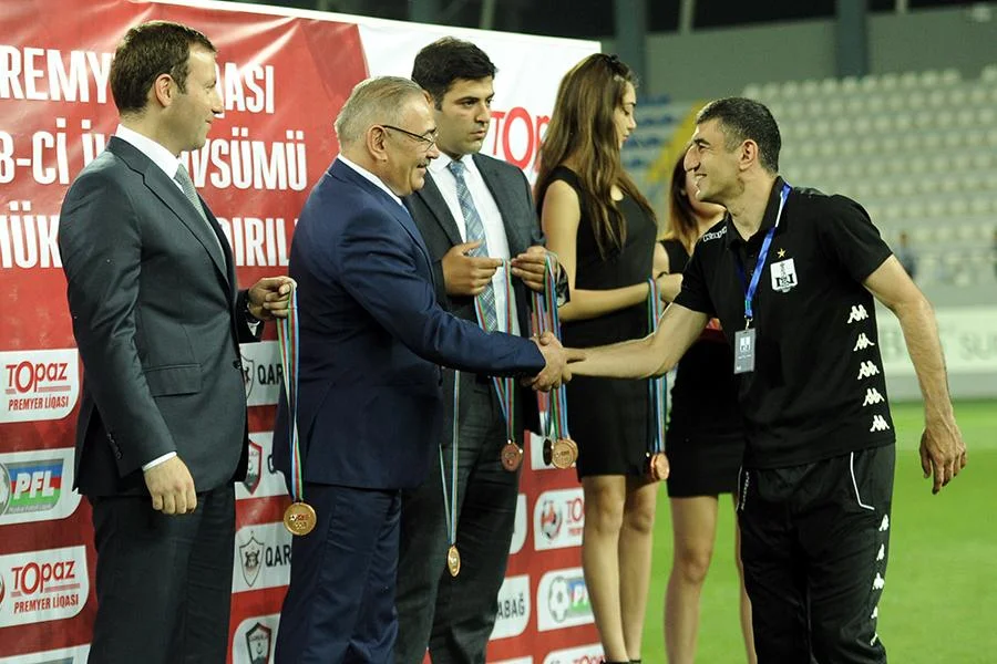 “Qəbələ” gümüş, “Neftçi” bürünc medallarına qovuşdu - FOTOLAR 