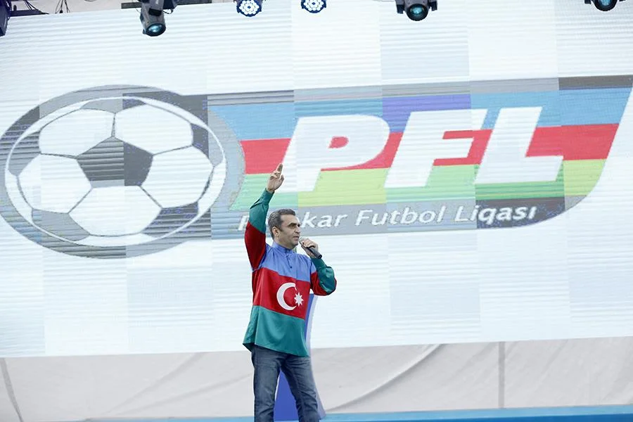 Qəbələdə möhtəşəm şou: himn fərqli tərzdə oxundu, Seeya stadionu coşdurdu - FOTOLAR 