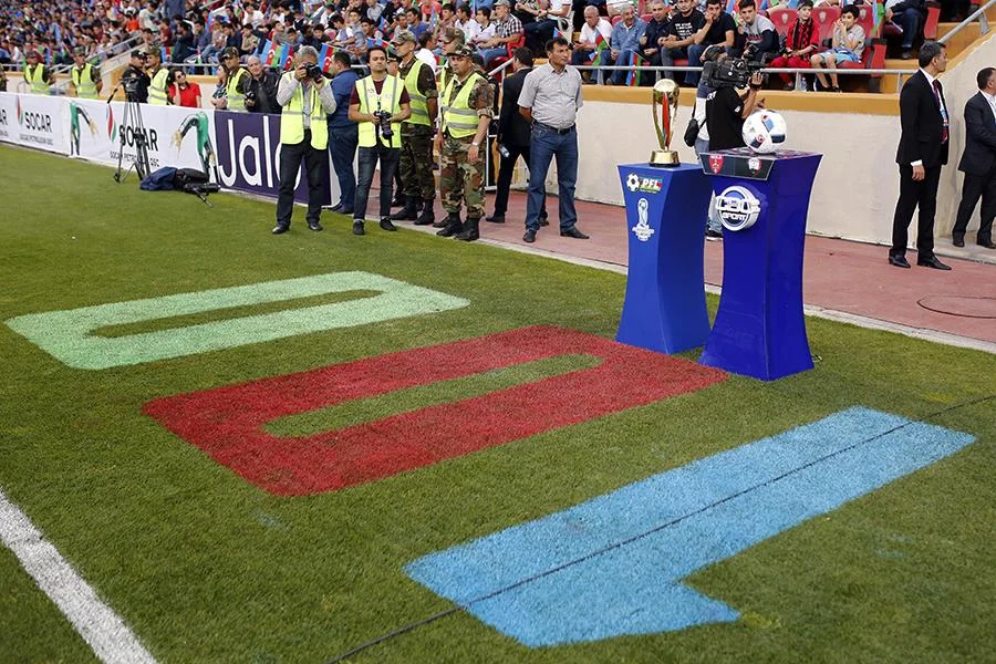 Qəbələdə möhtəşəm şou: himn fərqli tərzdə oxundu, Seeya stadionu coşdurdu - FOTOLAR 