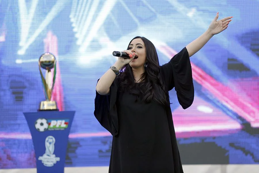 Qəbələdə möhtəşəm şou: himn fərqli tərzdə oxundu, Seeya stadionu coşdurdu - FOTOLAR 