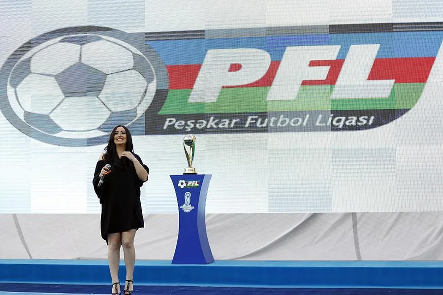Qəbələdə möhtəşəm şou: himn fərqli tərzdə oxundu, Seeya stadionu coşdurdu - FOTOLAR 