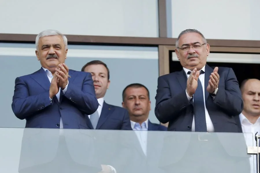 Qəbələdə möhtəşəm şou: himn fərqli tərzdə oxundu, Seeya stadionu coşdurdu - FOTOLAR 