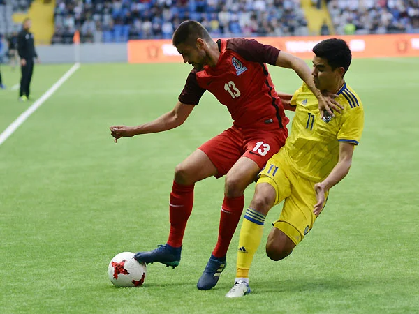 Qazaxıstan - Azərbaycan oyunundan FOTOLAR 
