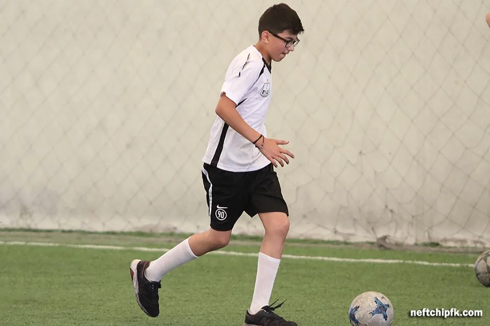 "Neftçili Yay Futbol Düşərgəsi"ndə 3-cü qrup başladı (FOTOLAR) 