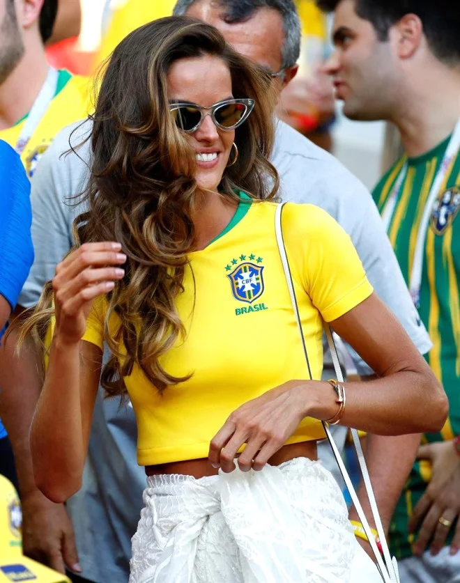 "DÇ-2018": Braziliyalı model mundiala damğa vurdu - FOTOLAR 