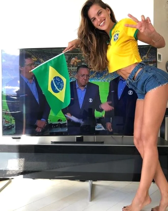 "DÇ-2018": Braziliyalı model mundiala damğa vurdu - FOTOLAR 