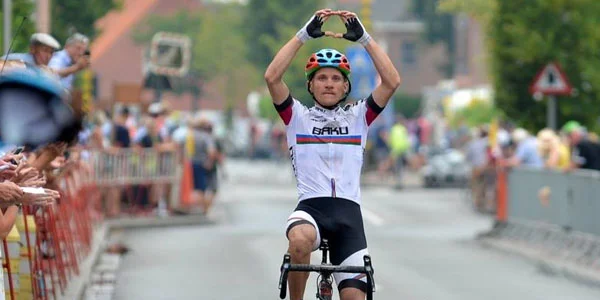 Velosipedçimiz Belçikada çempion oldu - FOTOLAR 