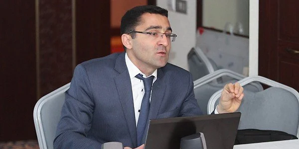 Ara qarışdı, Axundov Malıyevin adamını "Keşlə"dən göndərdi - SON DURUM 