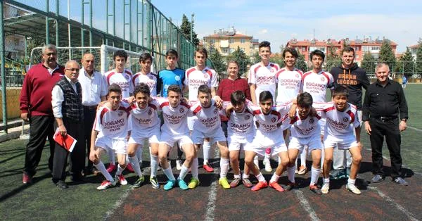 Klub çempion futbolçularını satıb keçi aldı - FOTOLAR 