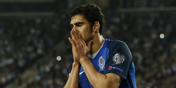 Ramil Şeydayev rəsmən Rusiya Premyer Liqasında - FOTO 
