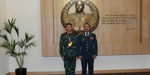 General Rəsul Çunayevə rütbə verdi - FOTO 
