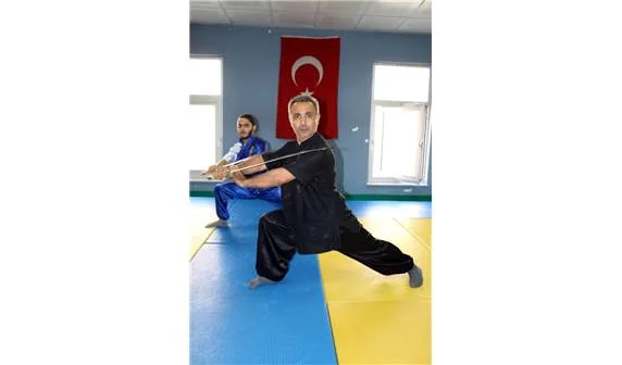 İkiqat dünya çempionumuz Türkiyə millisinə keçmək istəyir - FOTOLAR 
