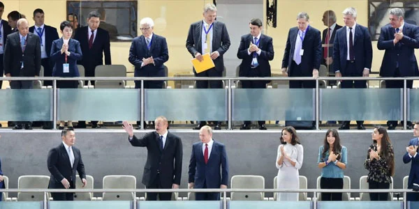 İlham Əliyev və Putin cüdo yarışlarını izləyib (FOTOLAR) 