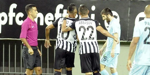"Qarabağ" 2, "Neftçi" 4 qolla qələbə qazandı  