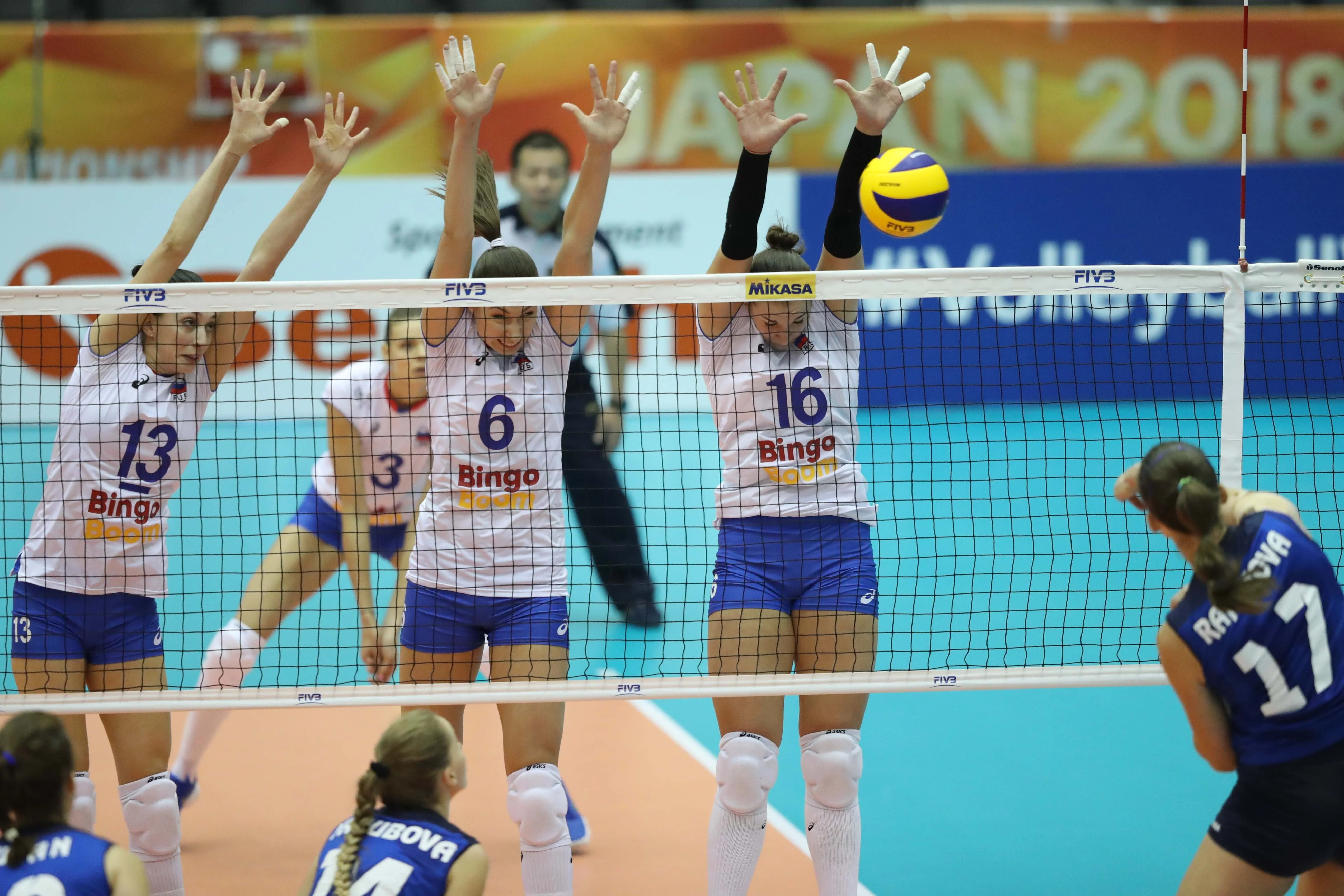 Voleybol millimiz dünya çempionatına ikinci məğlubiyyətini aldı - FOTOLAR 