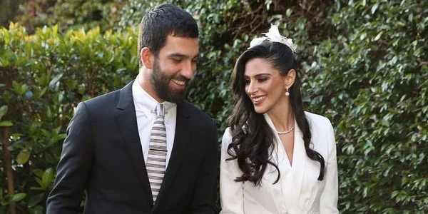 Arda Turana daha bir zərbə qayınatasından gəldi 