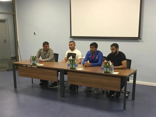 Qurbanov Qurbanov millinin üzvləri ilə görüşdü - FOTOLAR 