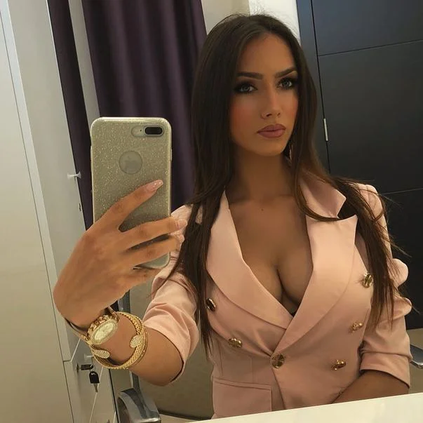 21 yaşlı taekvandoçu "Instagram"ı "partlatdı" - FOTOLAR 