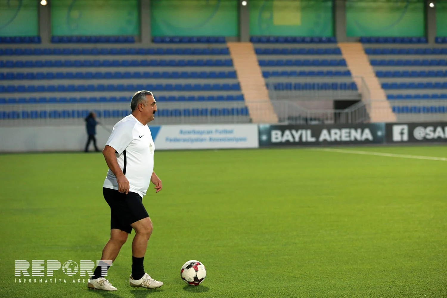 Vəli Qasımovun yubiley matçında 10 qol - FOTOLAR 
