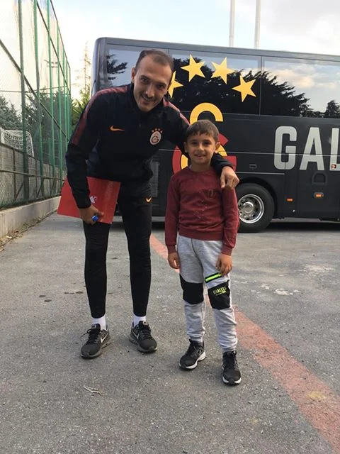 Kənan Həsənov rəsmən "Qalatasaray"da - FOTOLAR 