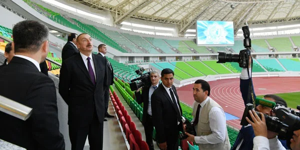 İlham Əliyev Aşqabadda Olimpiya Kompleksi ilə tanış olub - FOTOLAR 