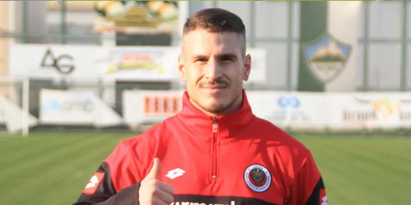 Dəniz Yılmaz qələbəyə sevindi 