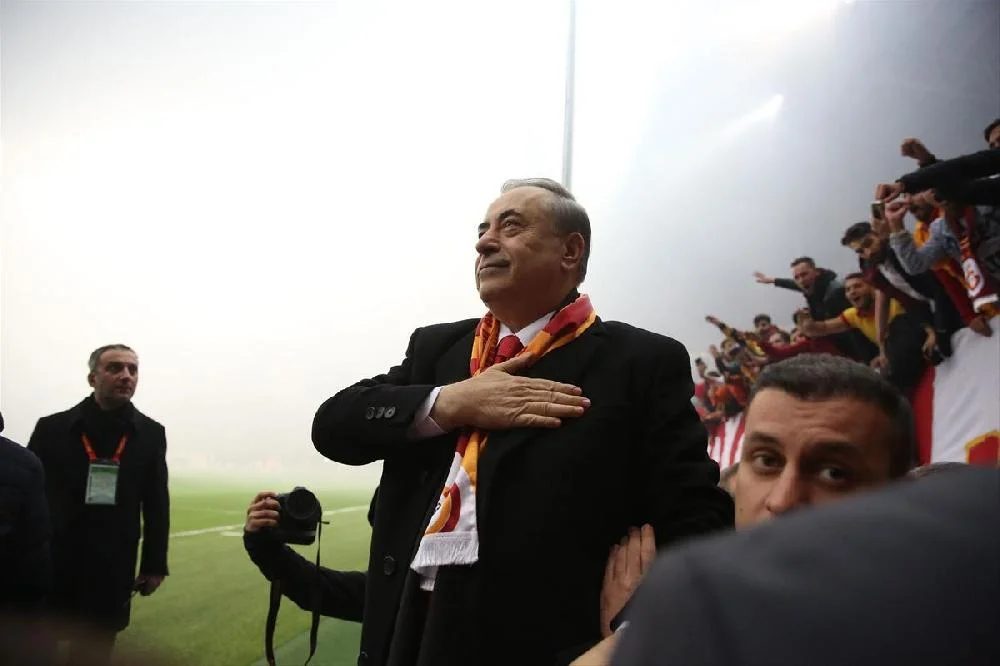 "Qalatasaray"ın məşqində 40 min azarkeş - FOTO/VİDEO 
