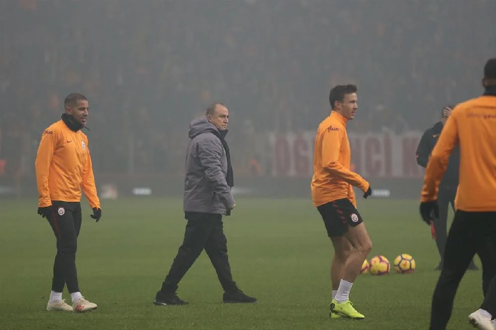 "Qalatasaray"ın məşqində 40 min azarkeş - FOTO/VİDEO 