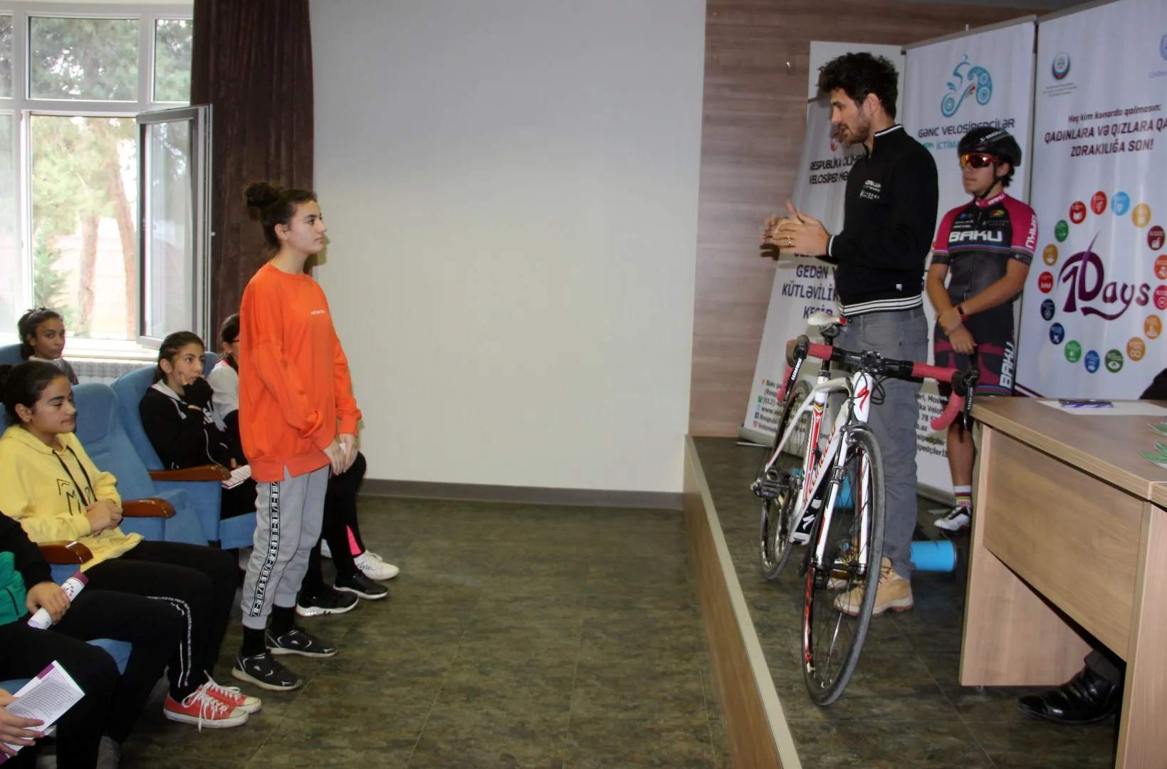 “Velosiped idmanında gender bərabərliyi” mövzusunda təlimlər başa çatdı - FOTOLAR 