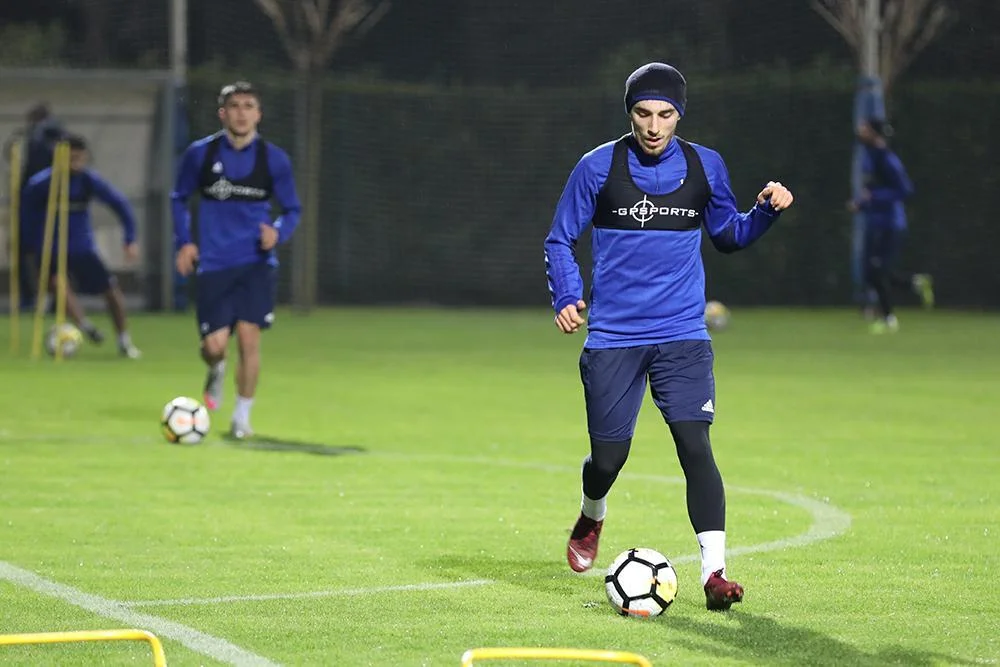Yeni transfer "Qarabağ"a qoşuldu - FOTOLAR 