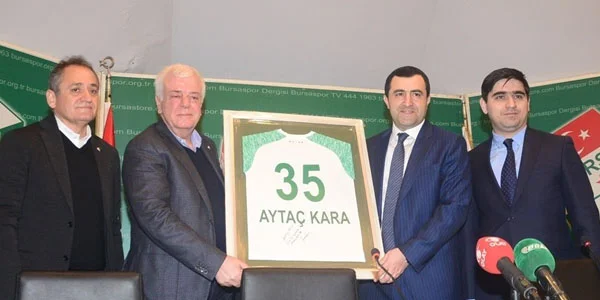 "Neftçi" "Bursaspor"la müqavilə imzaladı - FOTOLAR 