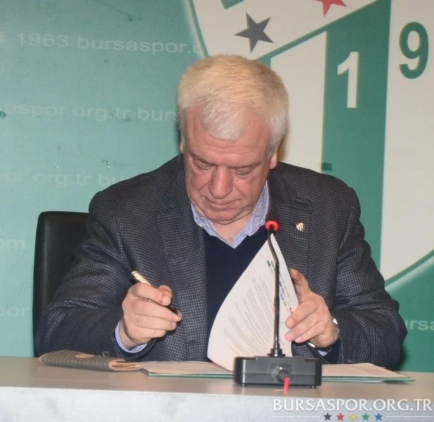 "Neftçi" "Bursaspor"la müqavilə imzaladı - FOTOLAR 