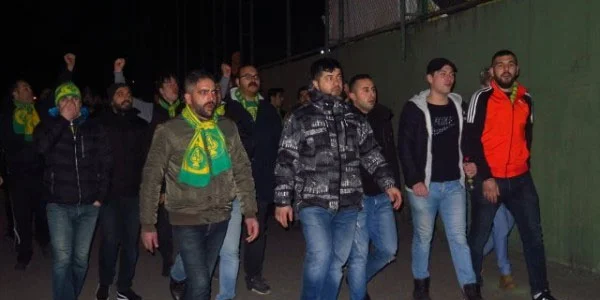 Türkiyədə azərbaycanlı iş adamına qarşı etiraz aksiyası - FOTO/VİDEO 