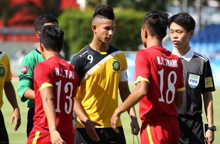 19 yaşında dünyanın ən varlı futbolçusu oldu: aydı 48 milyon xərcləyir 