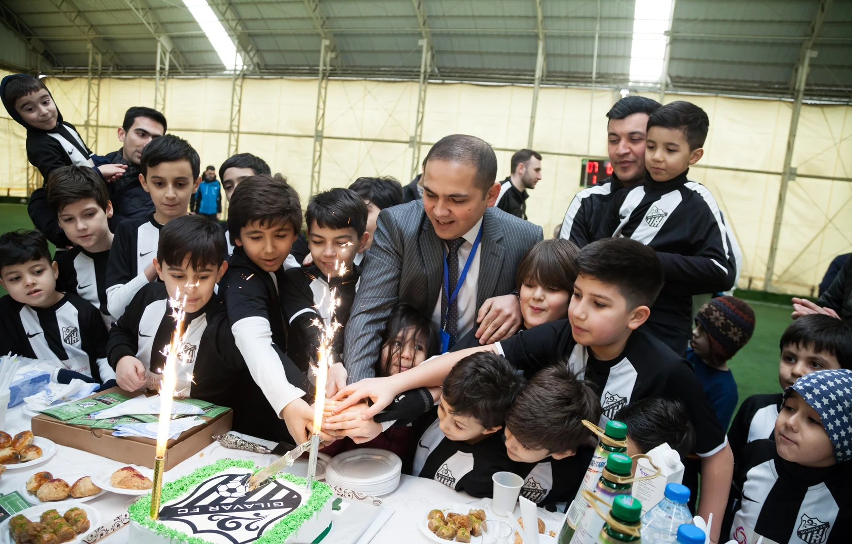 "Gilavar FC" futbol məktəbi - 1 il 
