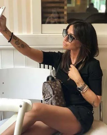 Ulduz futbolçu anasından narazıdı: "Sənin 40 yaşın var, bəsdi" - FOTOLAR 