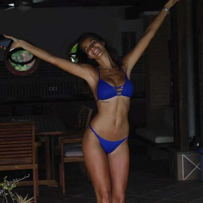 Futbolçunun sevgilisi "Instagram"ı partlatdı - FOTOLAR 