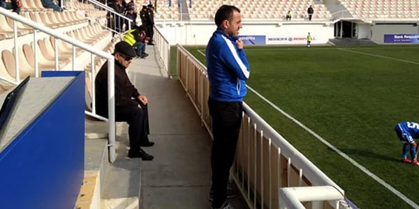 Ayxan Abbasov tribunada - FOTO 
