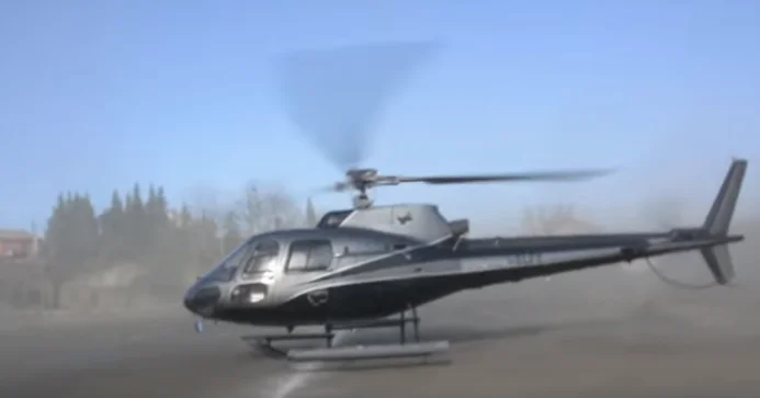 Futbolçu oyun zamanı stadiondan helitopkerlə qaçırıldı - FOTO/VİDEO 
