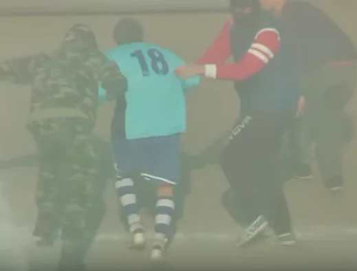 Futbolçu oyun zamanı stadiondan helitopkerlə qaçırıldı - FOTO/VİDEO 
