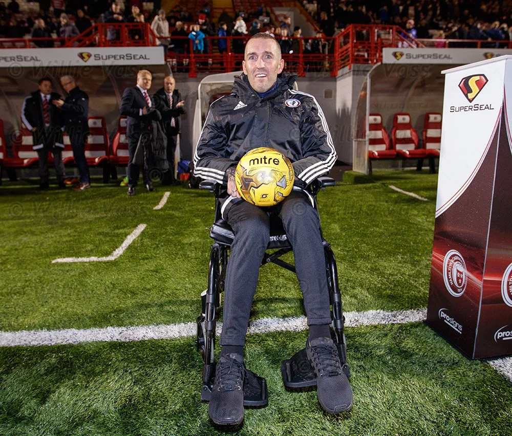 Ulduz futbolçu ölümə hazırlaşır: özü üçün "son gecə" təşkil edir - FOTOLAR 
