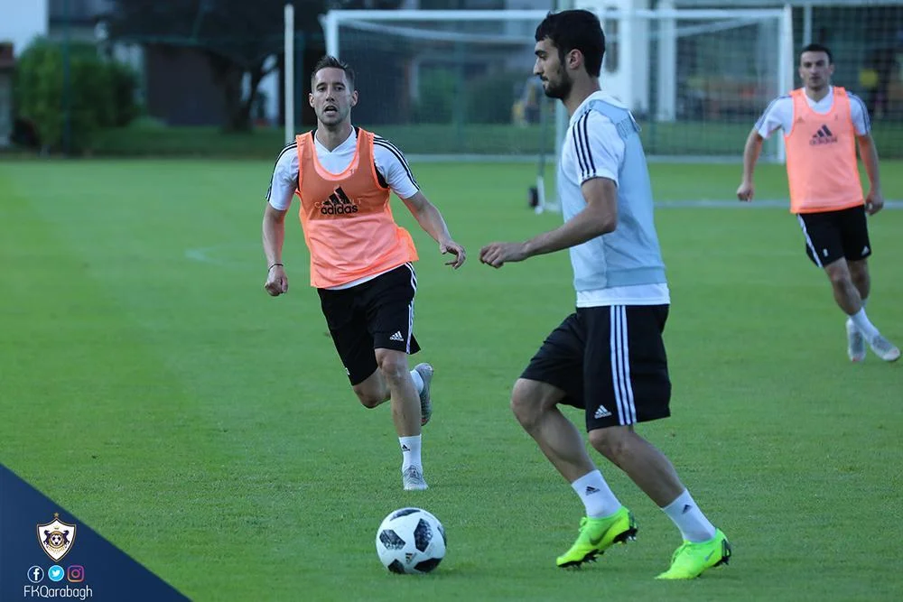 "Qarabağ"da ikitərəfli oyun - FOTOLAR 