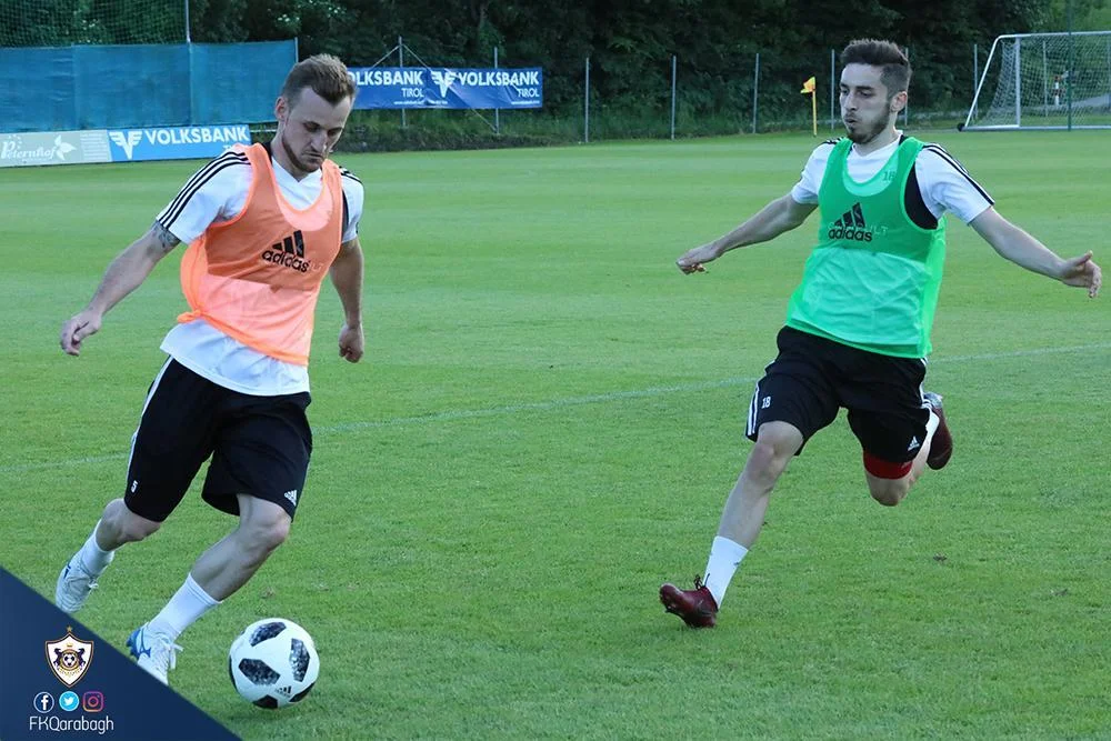 "Qarabağ"ın yeni transferi məşqlərə başladı - FOTOLAR 